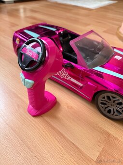 Mattel Barbie auto růžový kabriolet s dálkovým ovládáním - 2