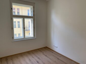 Nový 2+k.k.,34 m2, P.7- Holešovice, Sternberkova - 2
