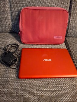 Asus EeeBook X205TA - 2
