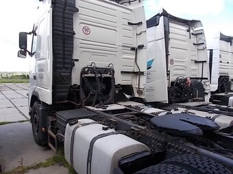 Tahač návěsů VOLVO FH - 2