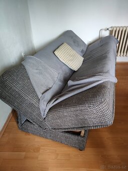 Gauč. - 2