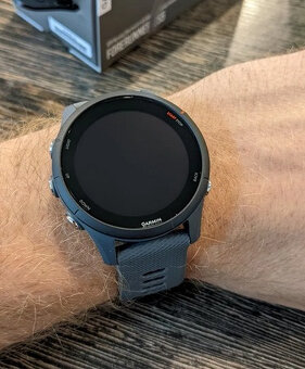 Chytré hodinky Garmin Forerunner 255 Tidal Blue - 2