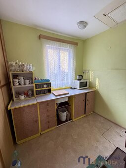 Prodej chaty 50 m2 pozemek 342 m2 - 2
