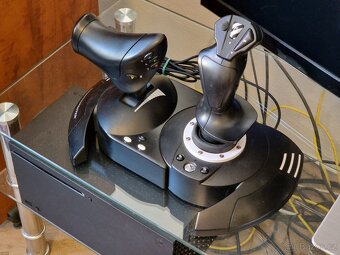 Joystick Thrustmaster T.Flight Hotas One - Xbox / PC - 2