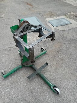 Stojan na motory Škoda - 2