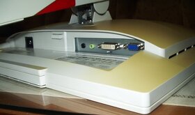 Monitor Fujitsu - 2