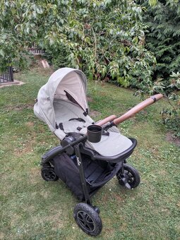 Dětský kočárek Joie - 2