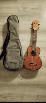 Ukulele Cascha - 2