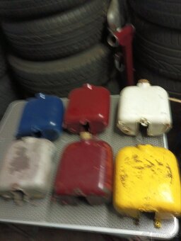 Nádrže Jawa 550 555 - 2