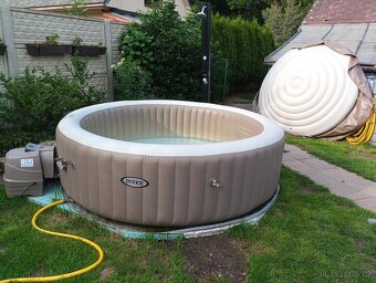 Prodám vířivku - 2