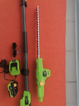 Aku teleskopické nůžky - 2