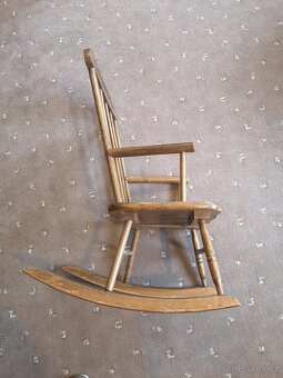 dětské houpací křesílko - 2