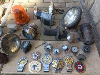 Díly auto.moto veterán - 2