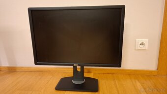Spolehlivý 24" monitor Dell U2412M (1920x1200, IPS) - 2