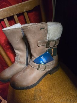 Prodám zimní dámské kožené boty-nové - 2