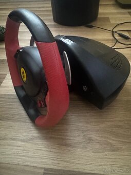 Thrustmaster Ferrari 458 Spider – volant + pedály - 2