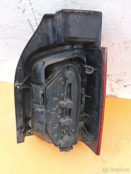 Zadní světlo VW T5 - 2