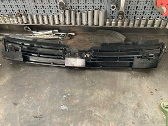 Ford Smax mřížka - 2