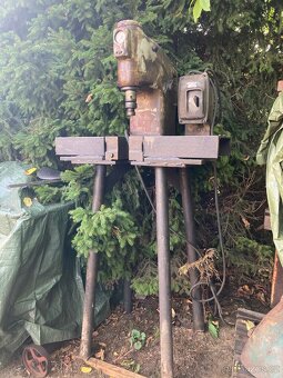 Hydraulický lis CDC2 -7 - 2