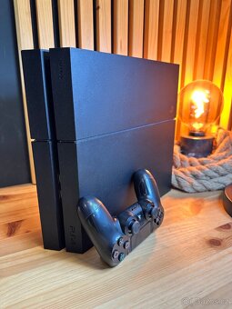 Sony PS4, 1 TB + 1x ovladač - 2