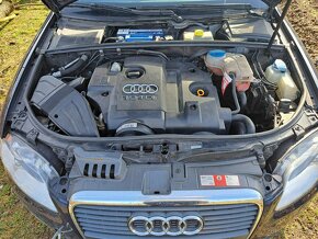 Audi A4 na náhradní díly - 2
