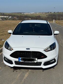 Ford Focus ST MK3 combi 2,0 TDCI 136KW - 2
