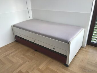 Postel s výsuvným lůžkem a 3 úložnými zásuvkami - 2