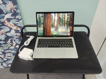 MacBook Pro 2017 | 16GB RAM | 256GB solid-state disk - 2