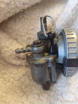Jawa 550 karburator - 2