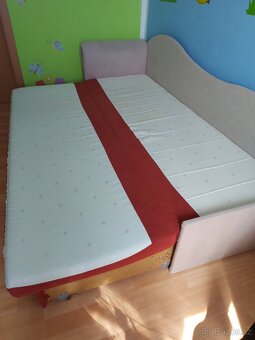 Rozkládací pohovka - 2