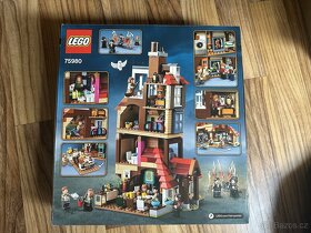 LEGO® Harry Potter™ 75980 Útok na Doupě - 2