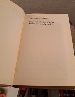 E. S. Gardner - Případ důvtipného dědečka, Případ začouzené - 2