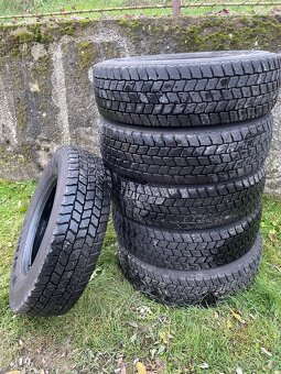 Zánovní nákladní pneu 215/75 R17,5 - 2