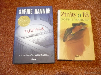2 x Sophie Hannah - 2