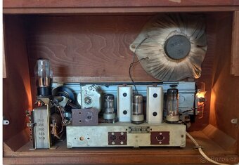 Rádio Tesla Blaník 605A - 2