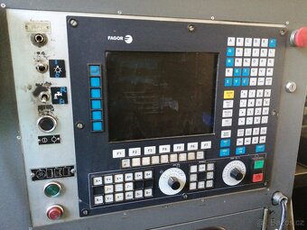 Nabízím k prodeji SP161 CNC . Obráběcí centrum CNC ,nářadíí - 2