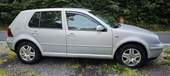Golf 4 - 2