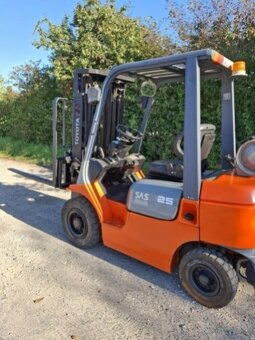 TOYOTA 42-7FGF25, r. 2002, použité VZV, SO 2025 - 2