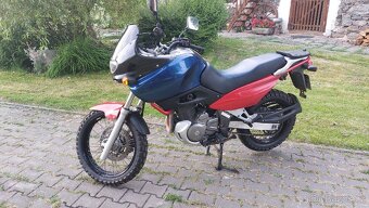 Suzuki XF 650 freewind - 2