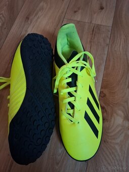 Adidas turfy - 2