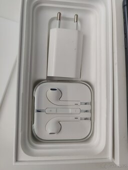 Apple iphone 11 64GB Black ,nová baterie - 2