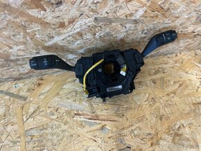 PÁČKY VOLANTU S KROUŽKEM FORD FOCUS 4M5T14A664AB - 2