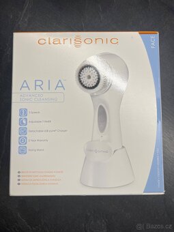 Čistící kartáček na pleť Clarisonic Aira Sonic - 2