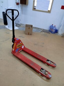 Prodám paletový vozík / paleťák - 2