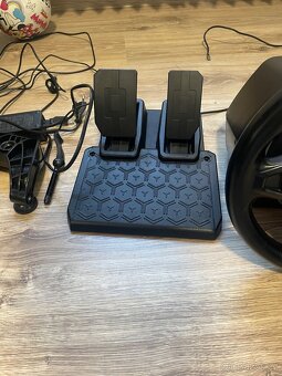 Volant k ps5 thrustmaster t128 - 2