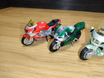 Sada modelů motorek 4 ks - 2