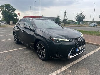 Lexus UX 250h 12/2019, 58 000 km - 2