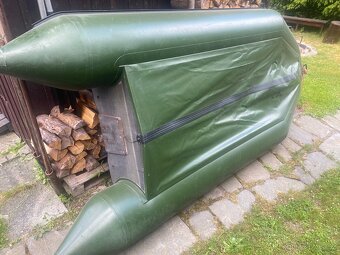 Člun Adventure T-320K - 2
