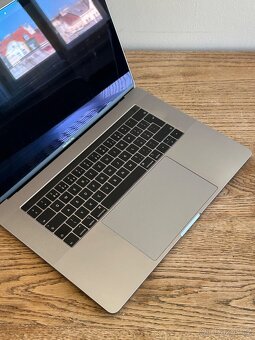 Apple MacBook Pro 15’ i7/16/256 2018 - 2