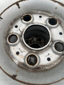 Prodal plechové disky 5x120R16 Z vw T5 - 2